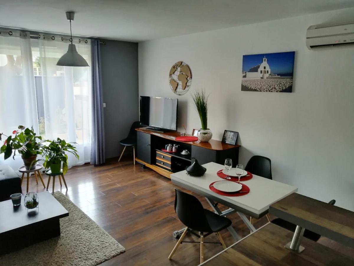 La Maison De 6Fran Appartement 1 Calme Et Spacieux Ambiance Familiale Valros Eksteriør bilde